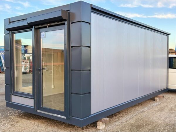 Contenedor Pabellon Comercial 3×6 Open Space Persianas Exteriores